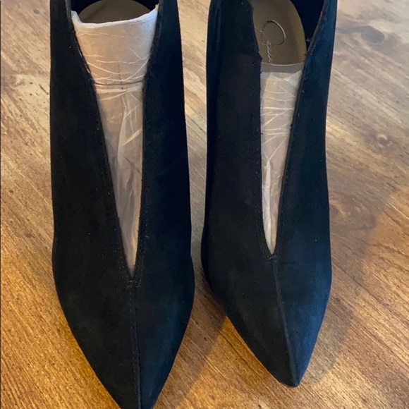 NWT Jessica Simpson black suede ankle booties - Picture 9 of 13